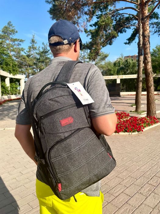 Рюкзак школьный