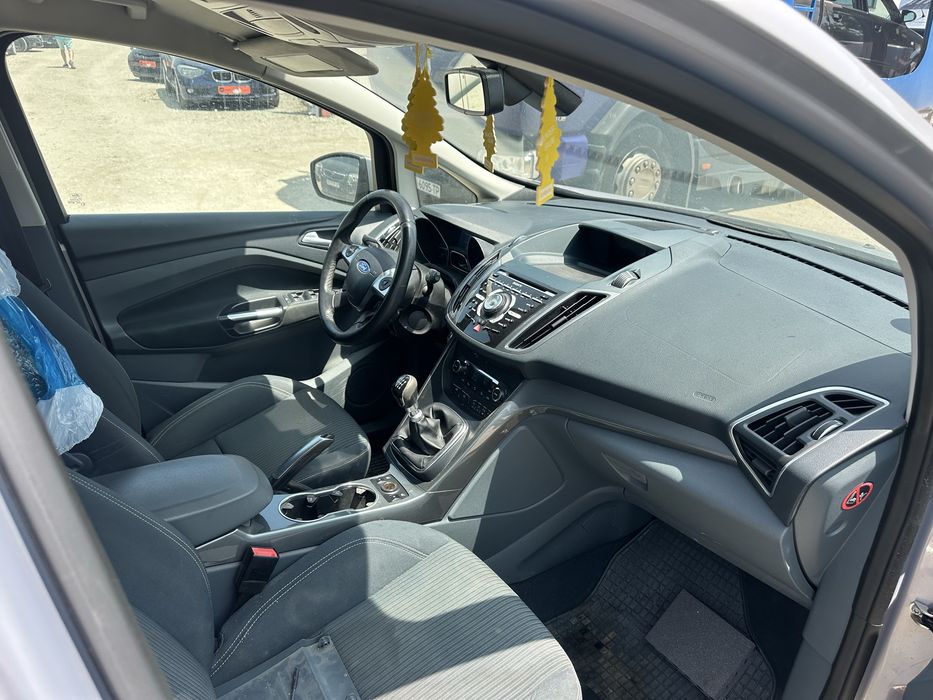 Салон за Ford Grand C Max след 2010г.!