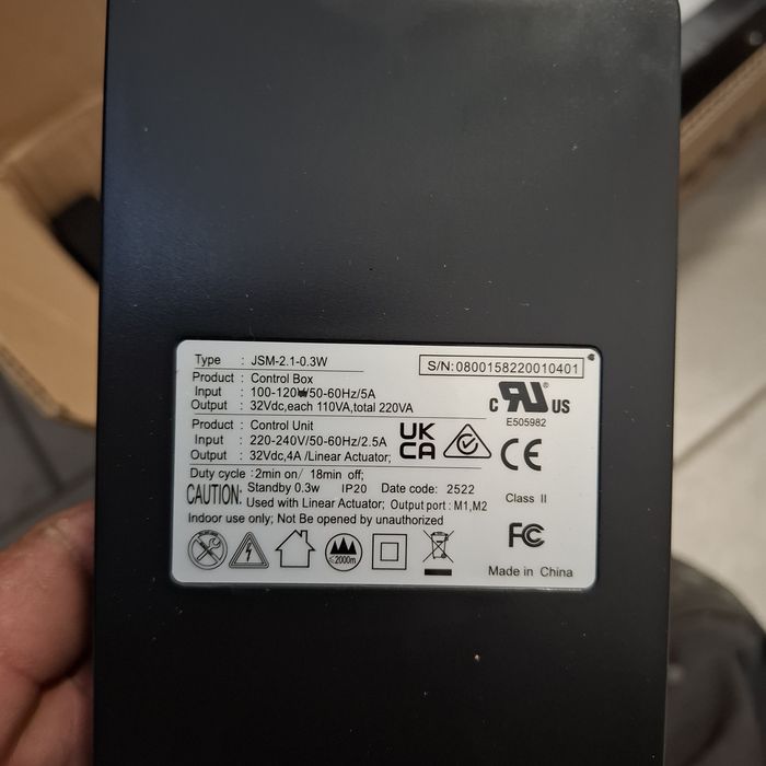Birou/masa reglabila electric