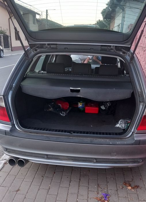 Vând BMW Seria 3 E46 Touring 316i – 1.8 Benzină – 2004