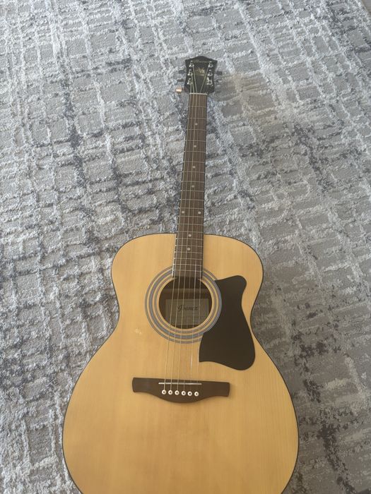 Chitara acustica