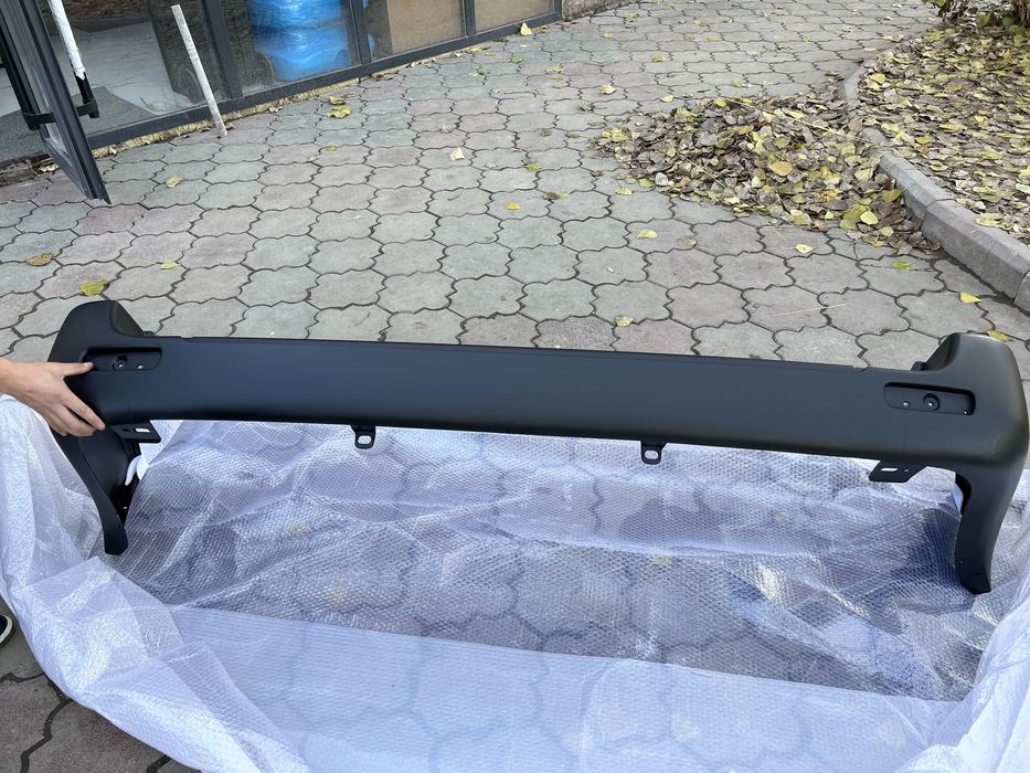 Бампер крузак 100