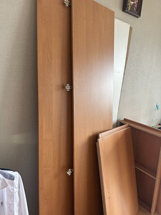 Отлам даром шкаф