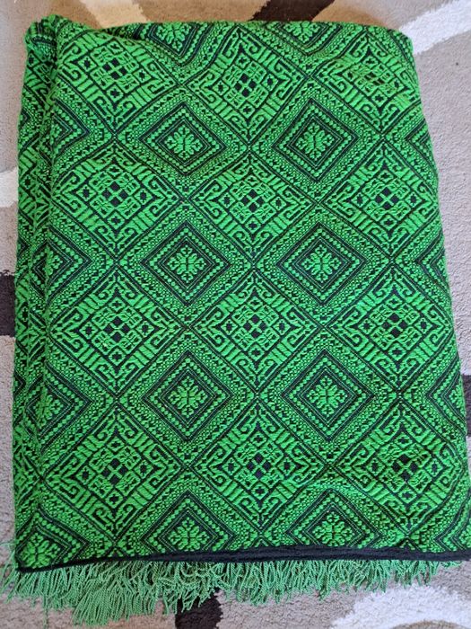 Чисто нови вълнени кувертюри