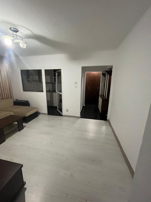 Apartament de inchiriat + loc de parcare inclus