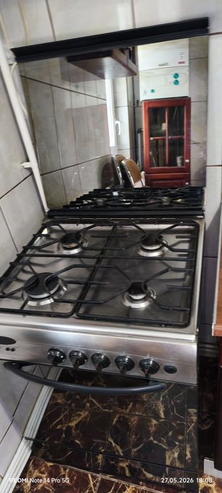 Vând mobila de bucătărie