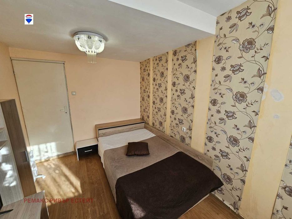 Дава се под наем Двустаен апартамент в Русе, Родина 2 - 44 кв.м за 204 € - Снимка #4