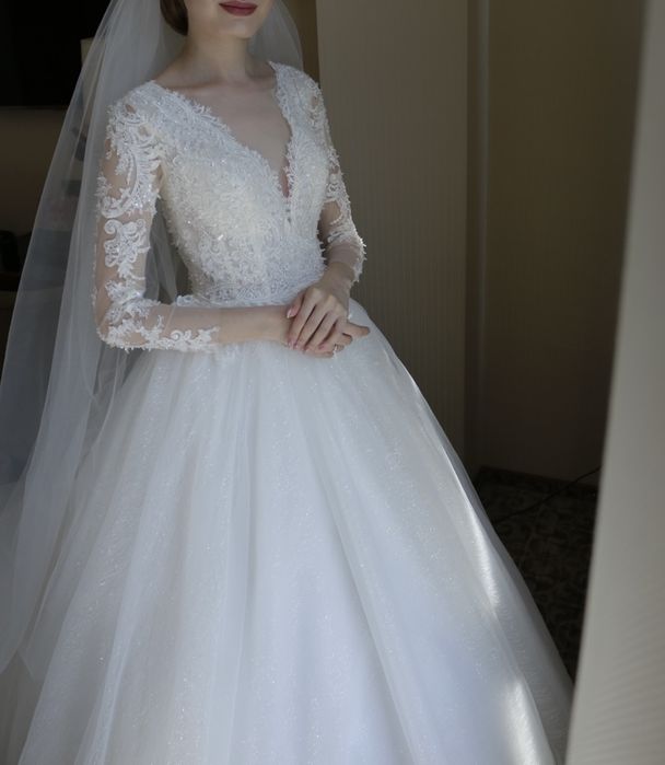 Свадебное платье