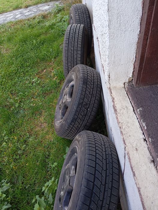 Зимни Гуми 175/70/14 с джанти