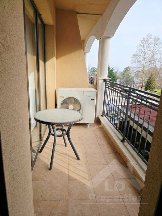 Двустаен апартамент на 100м от морето, Златни пясъци