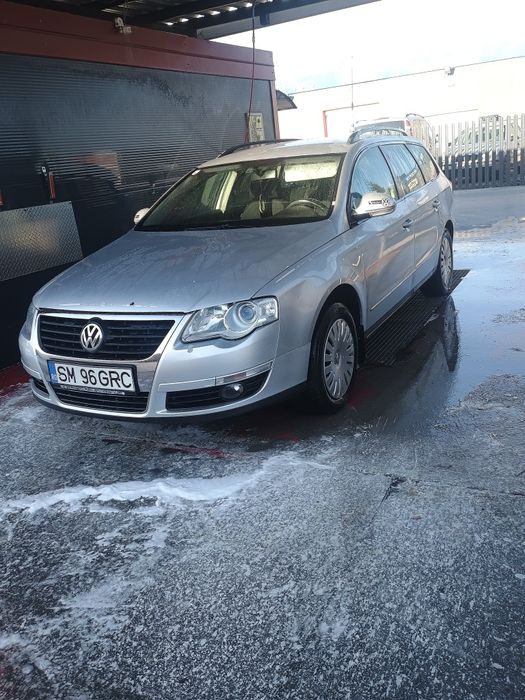 Vând passat B6 motor 2L