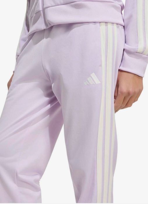 Нов дамски екип Adidas, S размер