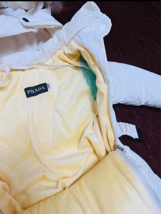 Зимний комбинезон Prada