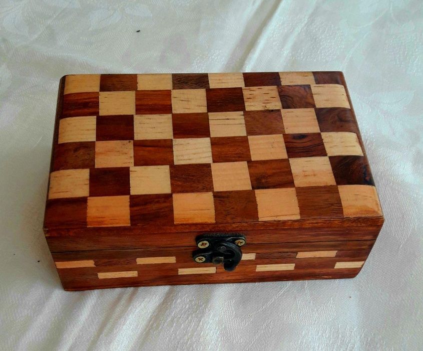 Шкатулка. продается