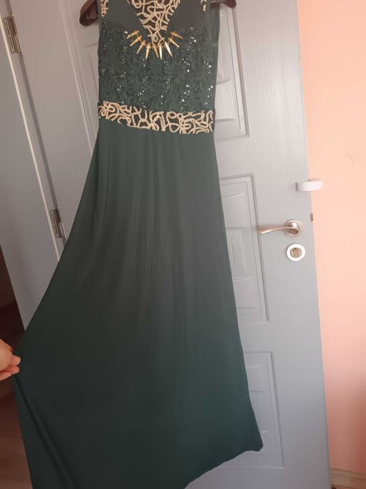 Официални роклички