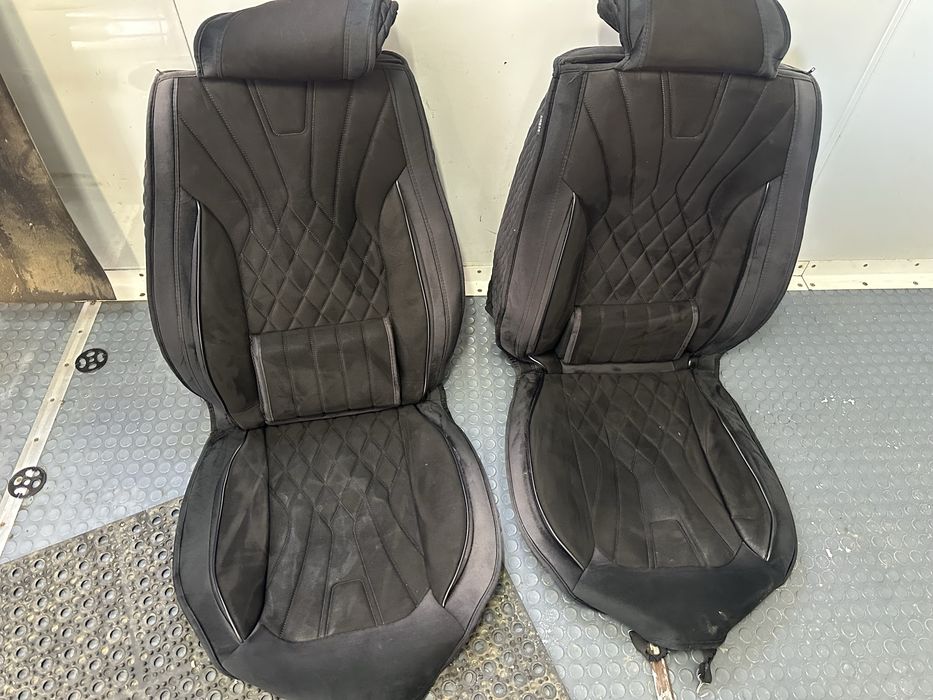 Продам комплект чехлов