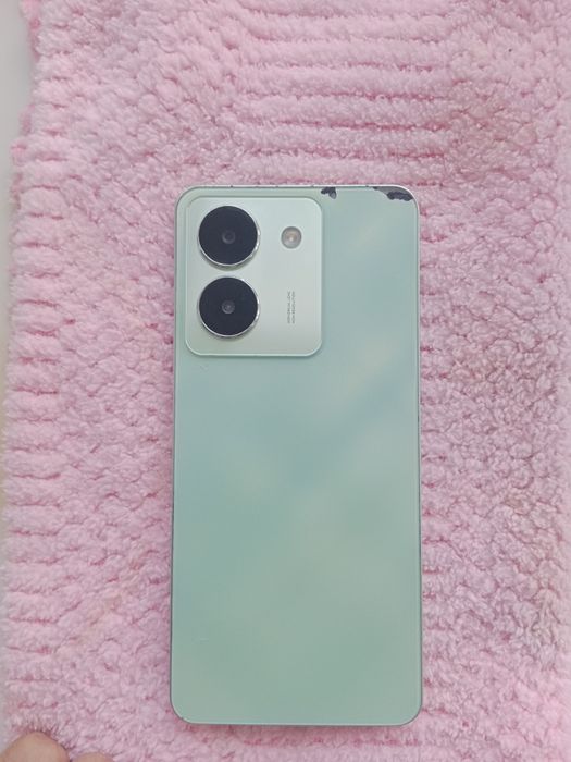 Продам телефон vivo Y27s