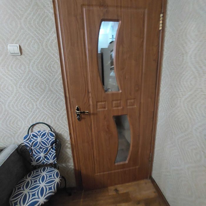 Дверь межкомнатная,отдам
