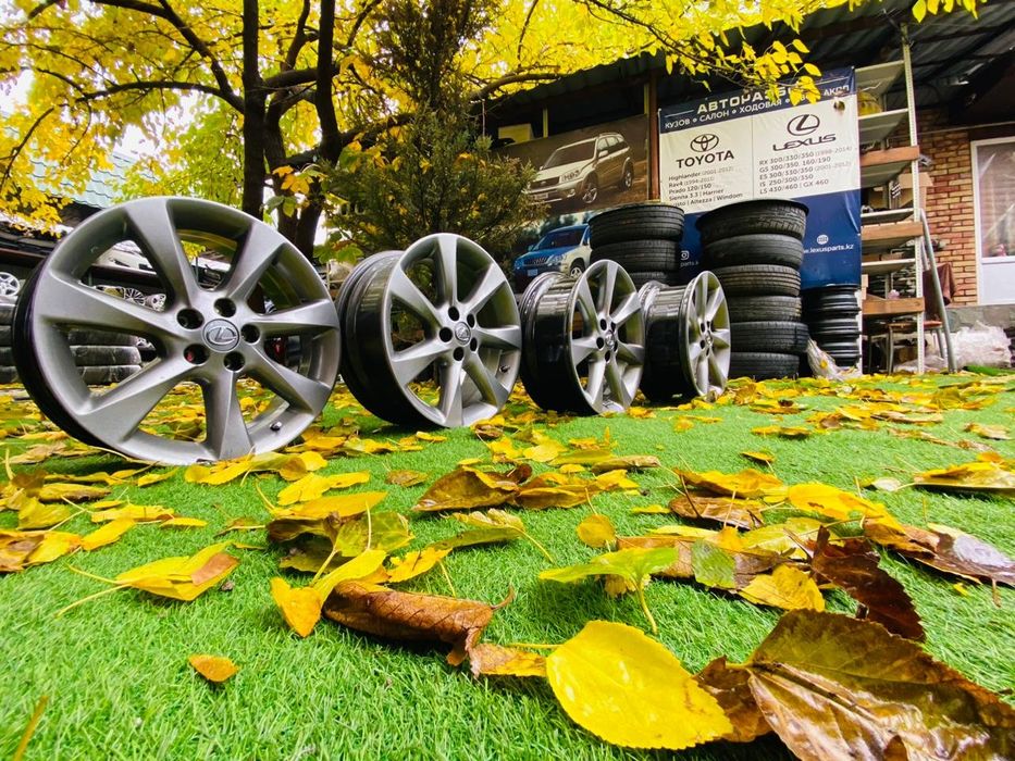 Диски  R19 ORIGINAL тойота//лексус