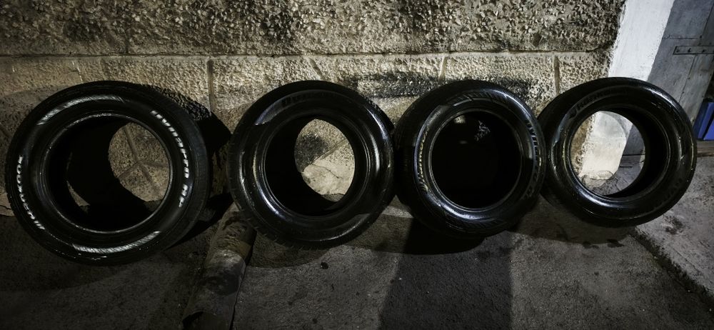 Комплект летних шин Hankook 235/60R16.