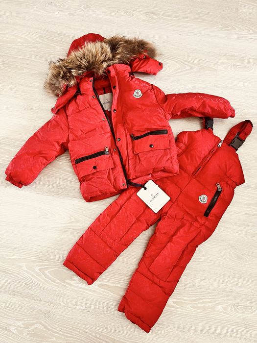 Зимний комбинезон новый