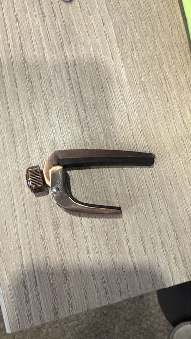 Cort Ad810 8,5/10