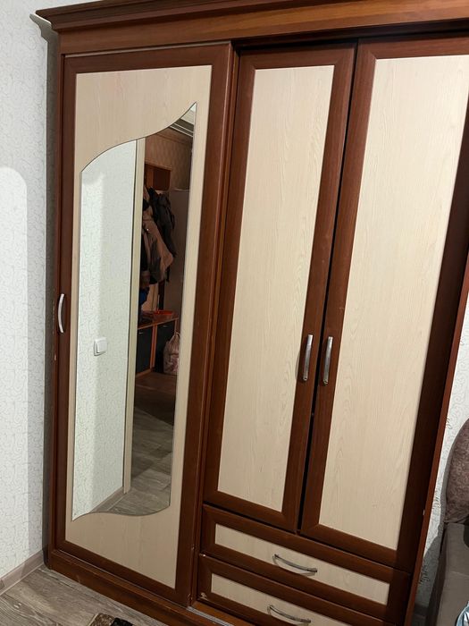 Продам шкаф б/у