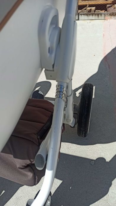 Бебешка количка 2 в 1