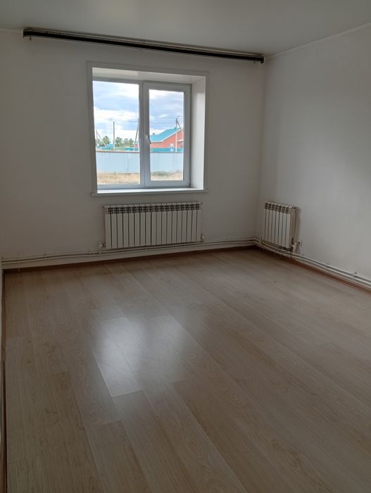 Продам дом в мкрн Бирлик