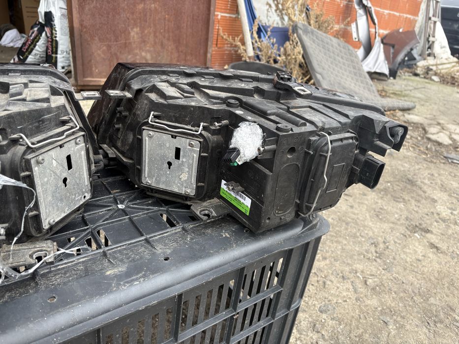 Завиващи фарове ауди кю 5 Audi Q5 ксенон