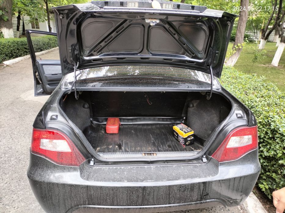 Nexia 2 legenda sotiladi