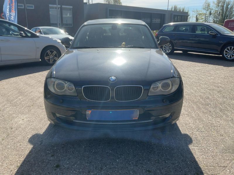 BMW 1er 116d 2011