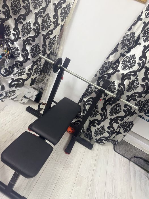 Banca fitness bara si greutati , stare buna