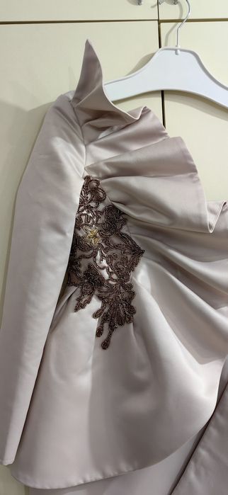 Rochie eleganta, Casa de moda VIGO