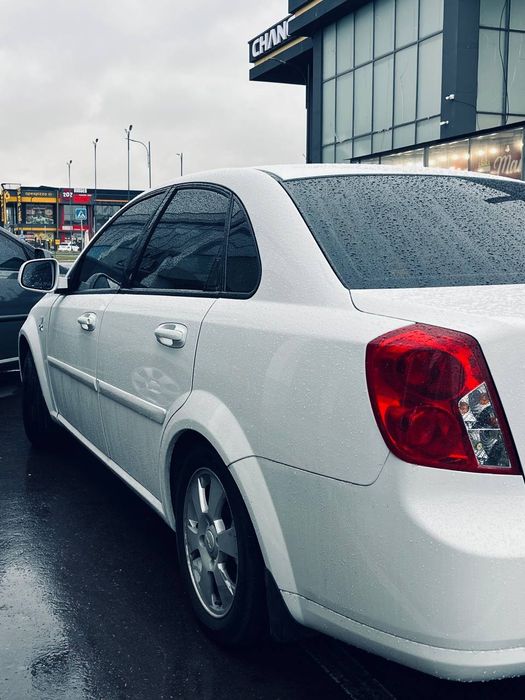 Gentra 3-Pozitsiya Avtomat Full Avto kredit 1 kunda passportga