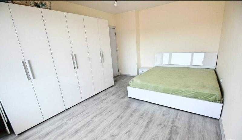 Дава се под наем Тристаен апартамент в Бургас, Славейков - 70 кв.м за 459 € - Снимка #3