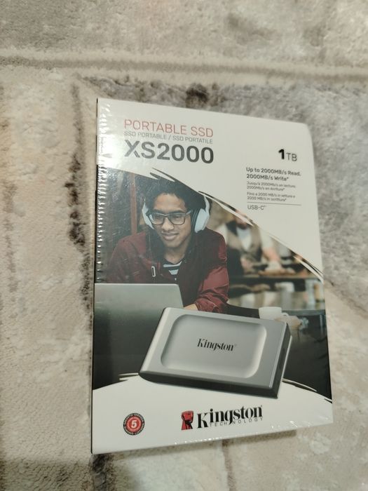 1TB накопитель, флешка