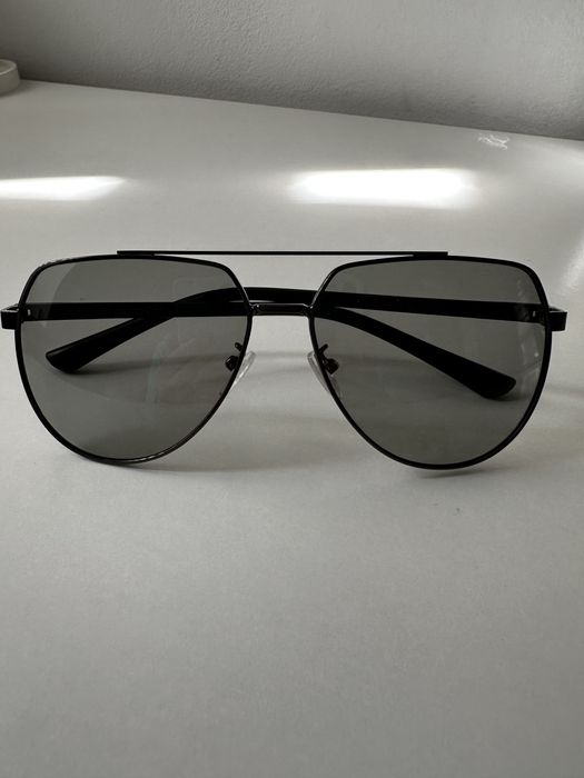 Очки солнцезащитные