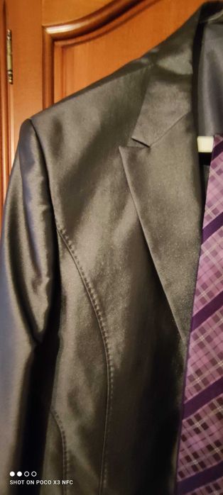 Младежки костюм за абитуриентски бал