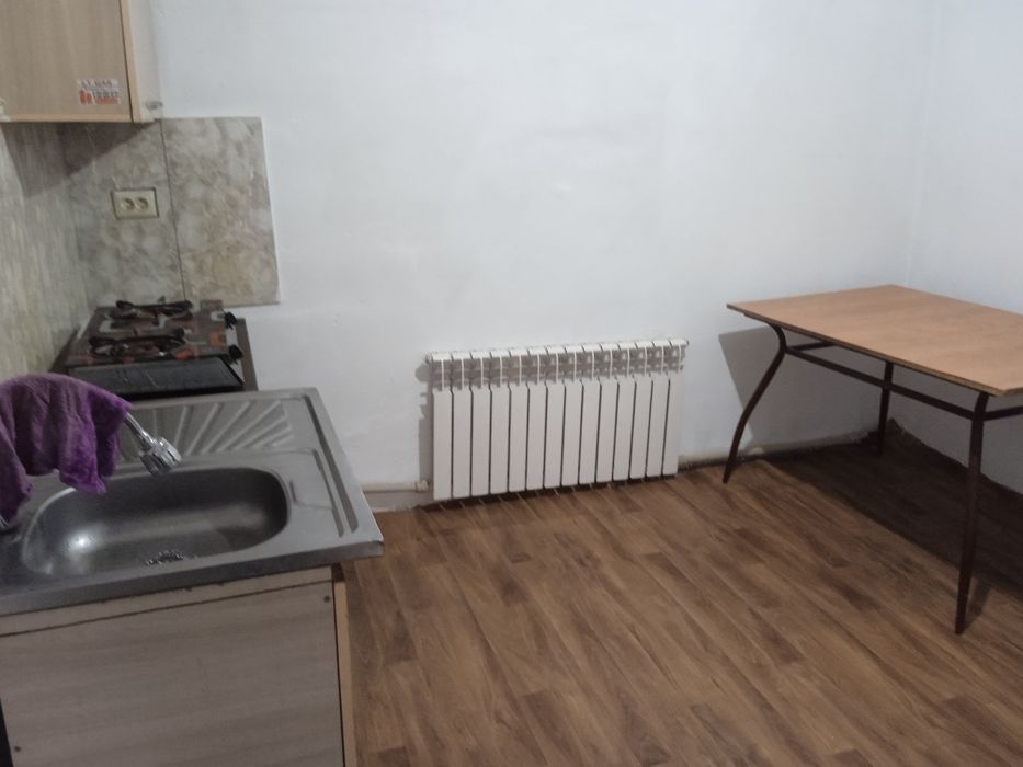 Сдам комнату в мкр улжан 1.