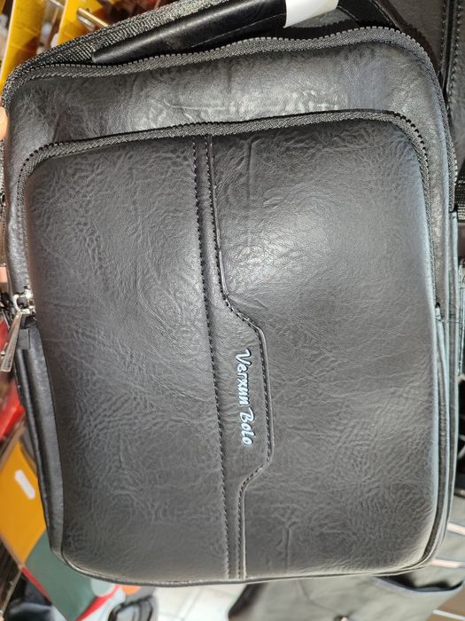 Мъжки чанти и портфейли