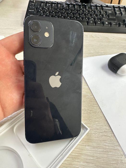 Продам iPhone 12, 128g