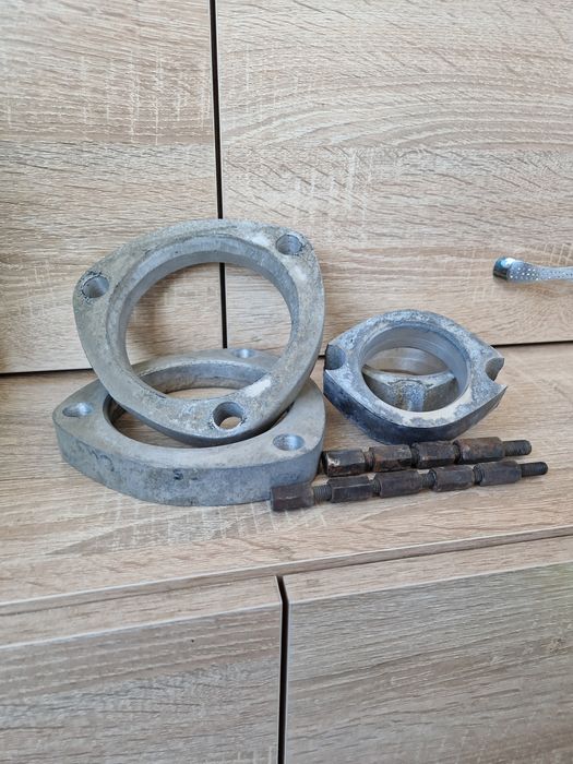 Алюминиевые проставки на чашки