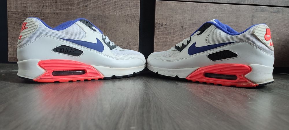 Nike Air Max 90 Essential White/Ultramarine /Solar Red
