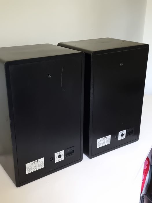 Тонколони Canton GLE 70