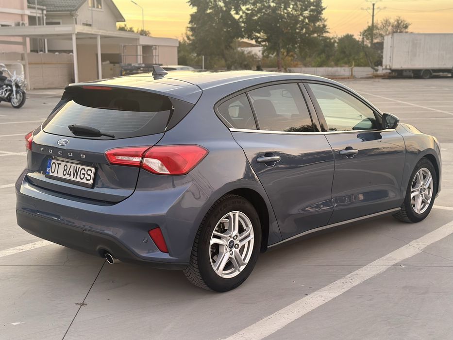 FORD Focus 2020 — imagine 3