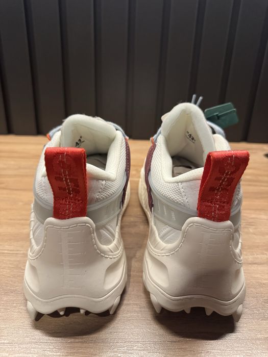 Off White Odsy-1000