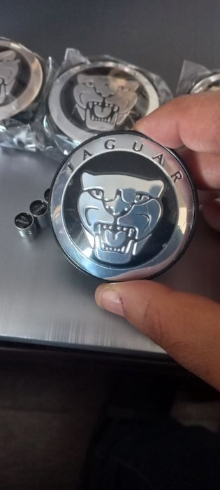 Jaguar - set 4 capace pentru jante aliaj