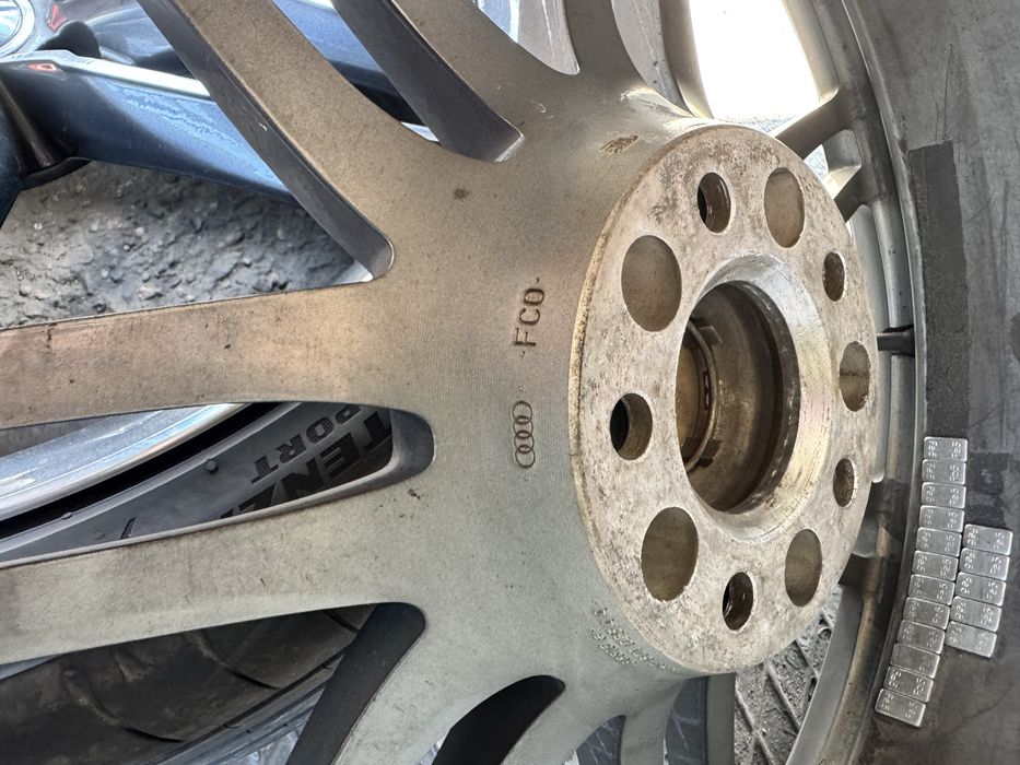 Джанти ОЕМ 9jx20 et37 audi s7 с гуми Michelin 265/35/20 на два сезона