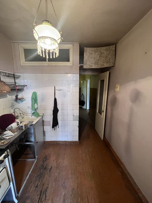 Миробадский район Олтинкульская 4х ком кв